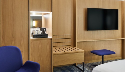 Superior Room, 1 King Bed