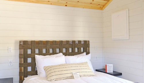 Premium Cabin (Family)