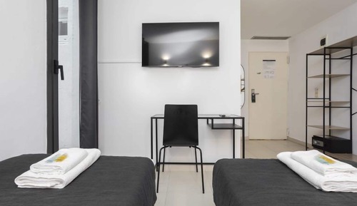 Basic Triple Room, Non Smoking