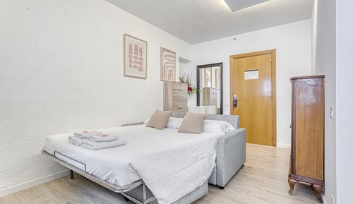 Basic Studio Suite, Non Smoking, City View