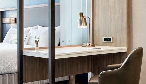 Suite, 1 King Bed