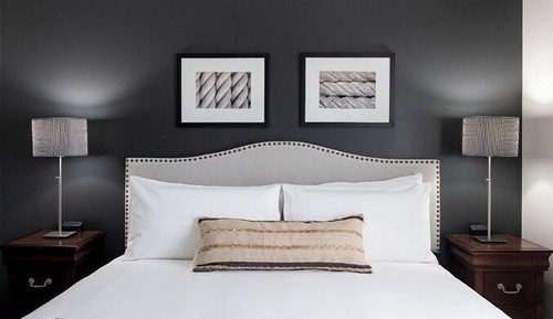 Deluxe Room, 1 King Bed