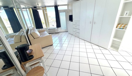 Studio, Ocean View, Beachside (Ocean Overlook)