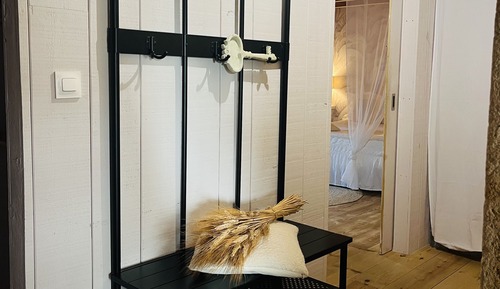 Comfort Double Room (Chambre Baldaquin)