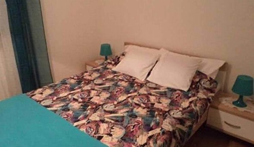 Apartment (Two Bedroom Apartment with Balcony an)