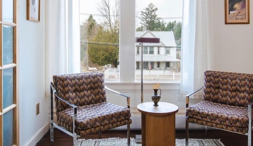 Queen Suite Colden
