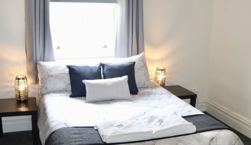 Standard Double Room, Shared Bathroom