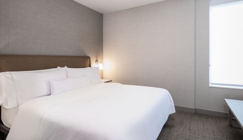 Suite, 1 Bedroom (Mobility Accessible, Tub)