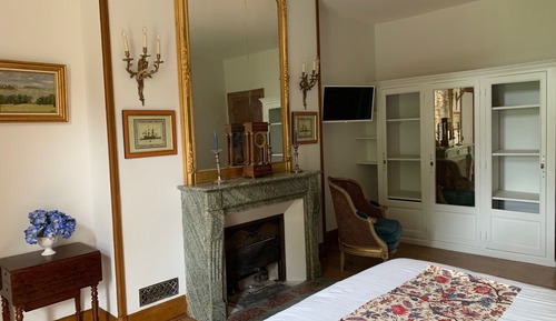 Family Suite, Ensuite, Park View (Jean Baptiste Vuillaume)