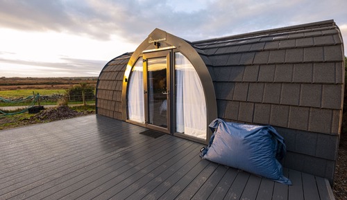 Superior Cabin, 1 Double Bed, Hot Tub, Valley View