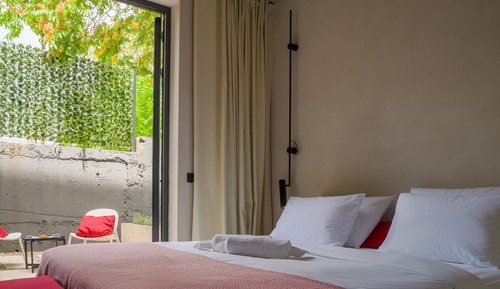 Room, 1 Queen Bed, Patio