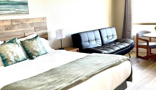 Basic Room (No Pets or Children under 16)