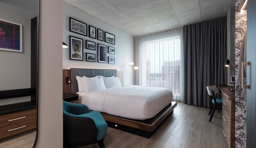 Room, 1 King Bed, City View
