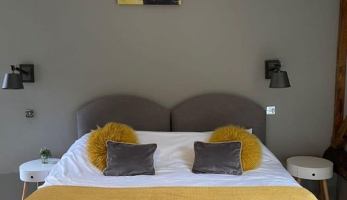 Superior Double or Twin Room, Ensuite, Garden View (Large Double)