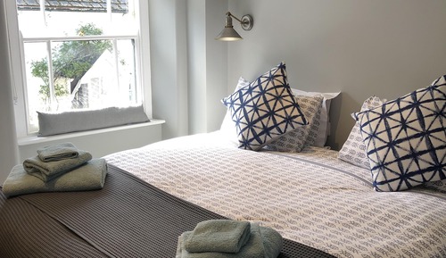 Deluxe Suite, Private Bathroom, Sea View