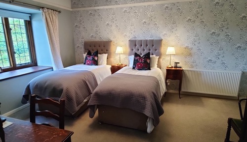 Superior Double or Twin Room, Ensuite (Jennifrieds)