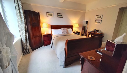 Double Room, Ensuite (Long Pool)