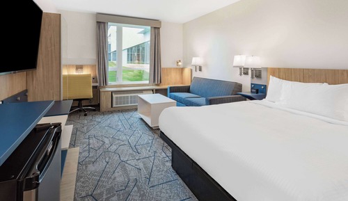 Business Room, 1 Queen Bed, Non Smoking