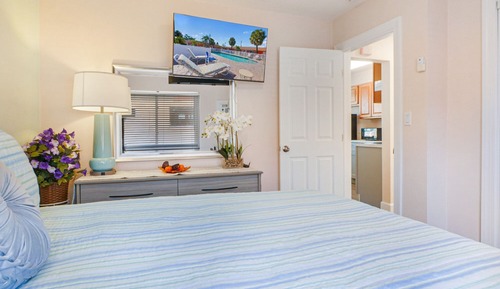 Standard Apartment, 1 Queen Bed with Sofa bed
