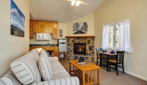 White Rock Cabin, 1 Queen Bed with Sofa bed, Accessible