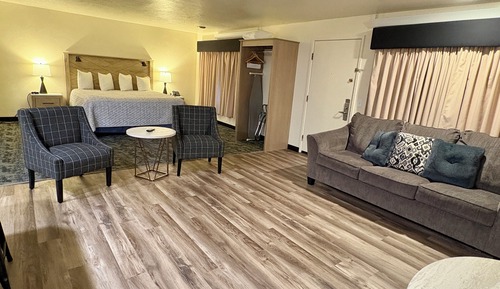 Family Studio Suite, 1 King Bed with Sofa bed