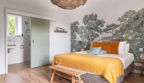 Superior Double Room, Courtyard View (La Louise)