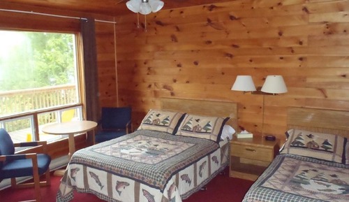 Motel Room M3 (Ramp Access)