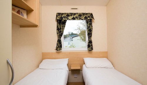 8 Berth Comfort Caravan Pet Free