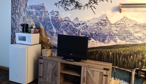 Standard Room, 1 Queen Bed, Balcony