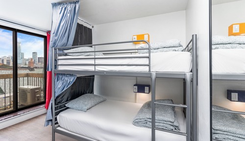 Private 6-Bed Dorm with Shared Washroom