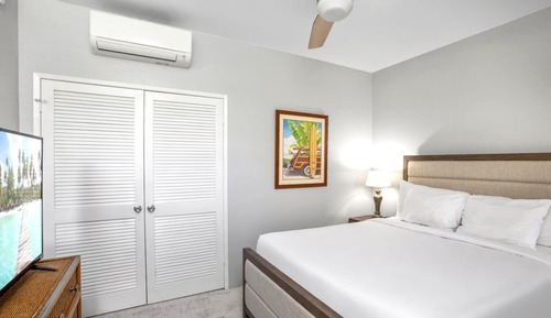 Condo (6 Bedrooms)