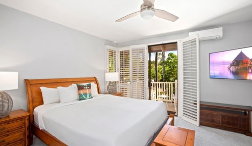 Condo (4 Bedrooms)