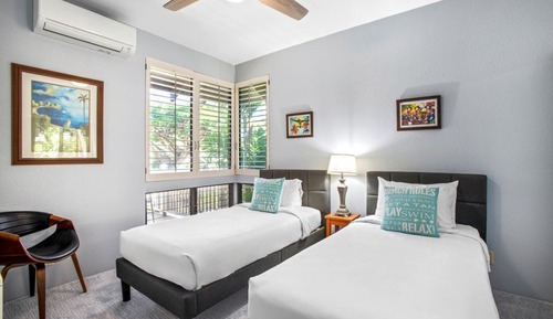 Condo (5 Bedrooms)