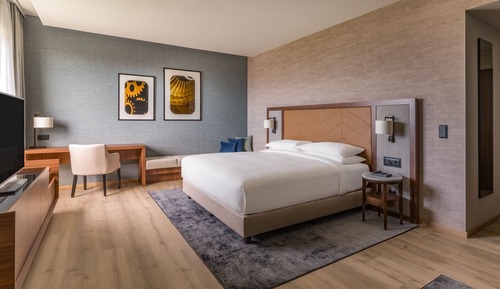 Junior Suite, 1 King Bed