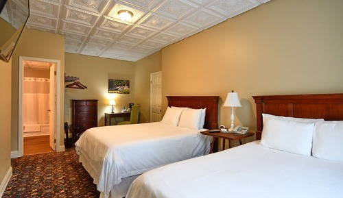 Double Room, 2 Queen Beds