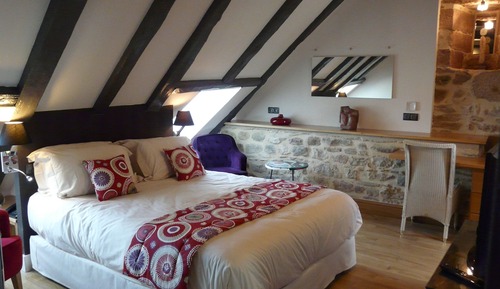 Double Room (Salut l'artiste)