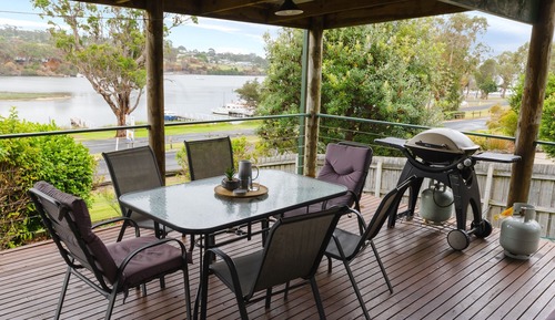 Family Cabin, 3 Bedrooms, Patio, Partial Lake View