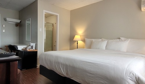 Comfort Room, 1 King Bed