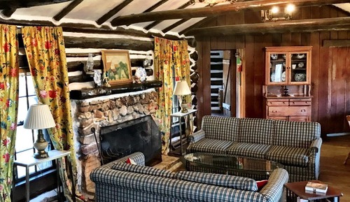 Jacks Cabin