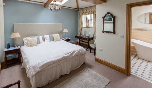 Double or Twin Room (Honeycomb)