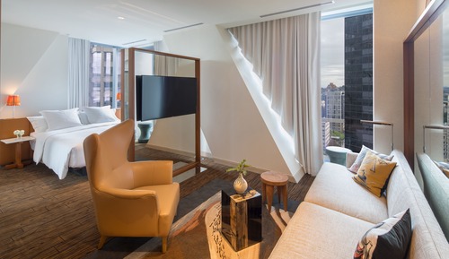 Junior Suite, 1 King Bed, City View