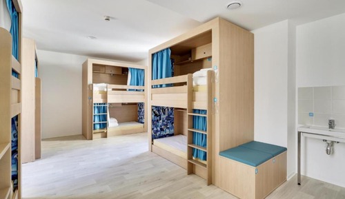 One bed in 8 bed room with private bathroom