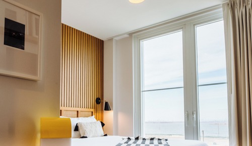 Standard Room, 1 King Bed