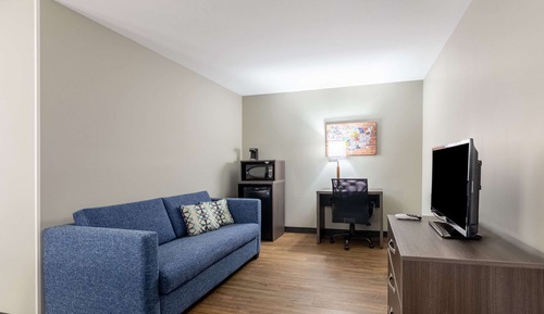 Suite, 1 King Bed with Sofa bed, Non Smoking