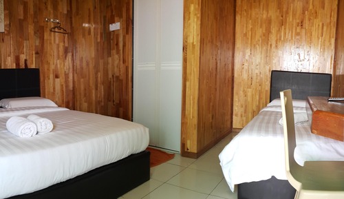 Deluxe Triple Room