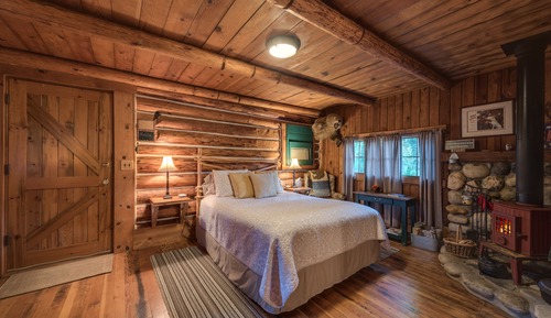 Standard Cabin, 1 Queen Bed