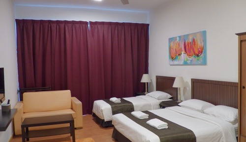 Standard Studio Triple