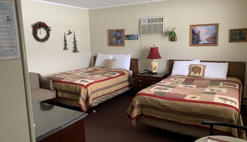 Standard Room, 2 Double Beds (Motel Room 17)