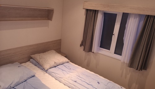 Mobile home - with toilet/shower- Bed linen excluded