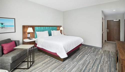 Room, 1 King Bed, Accessible, Non Smoking (Hearing)